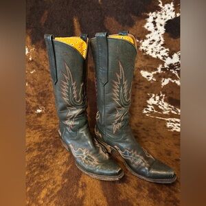 Kemo Sabe green “Kyle” boot